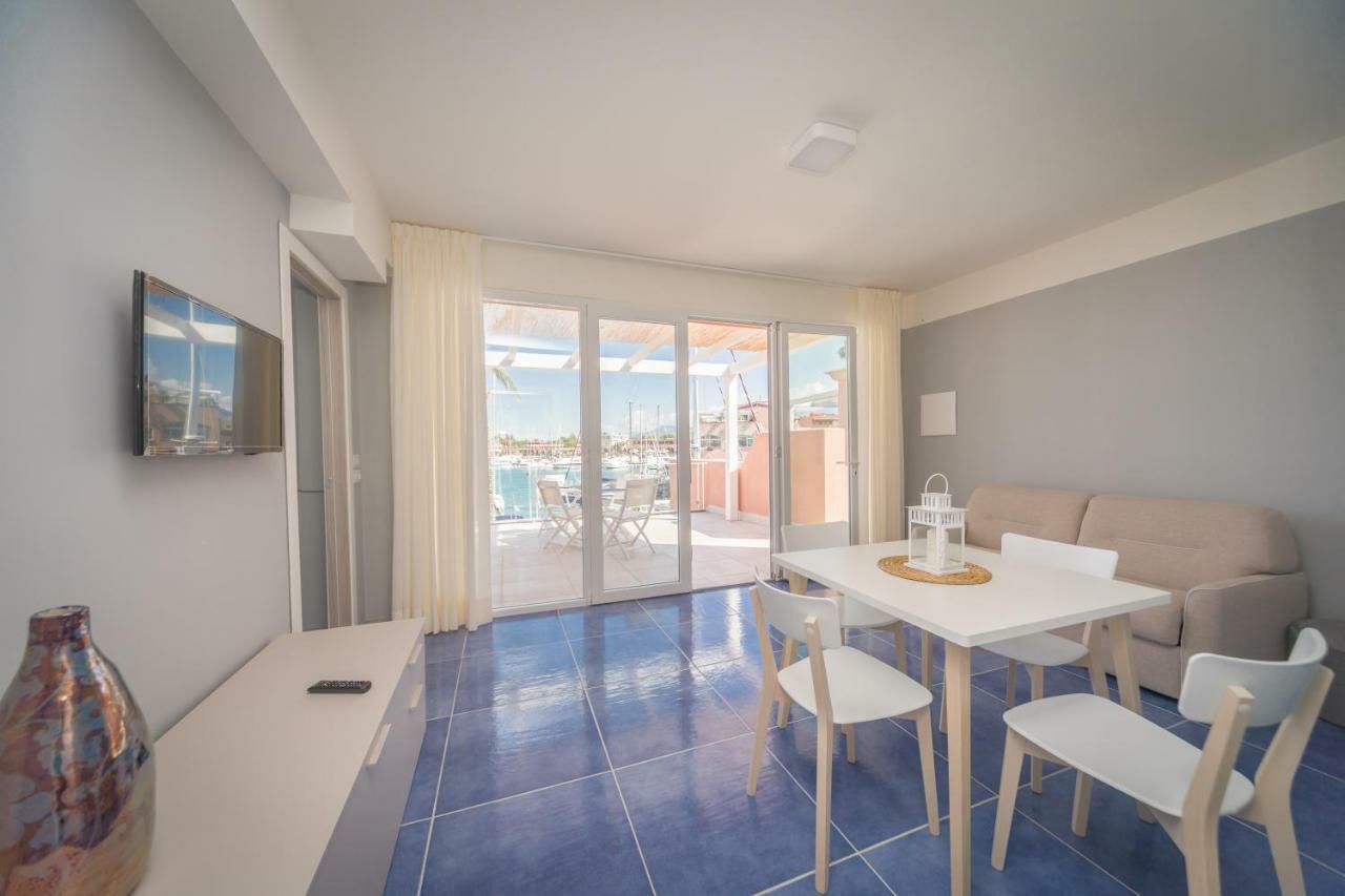 Residence Delfino, Portorosa 푸르나리 외부 사진