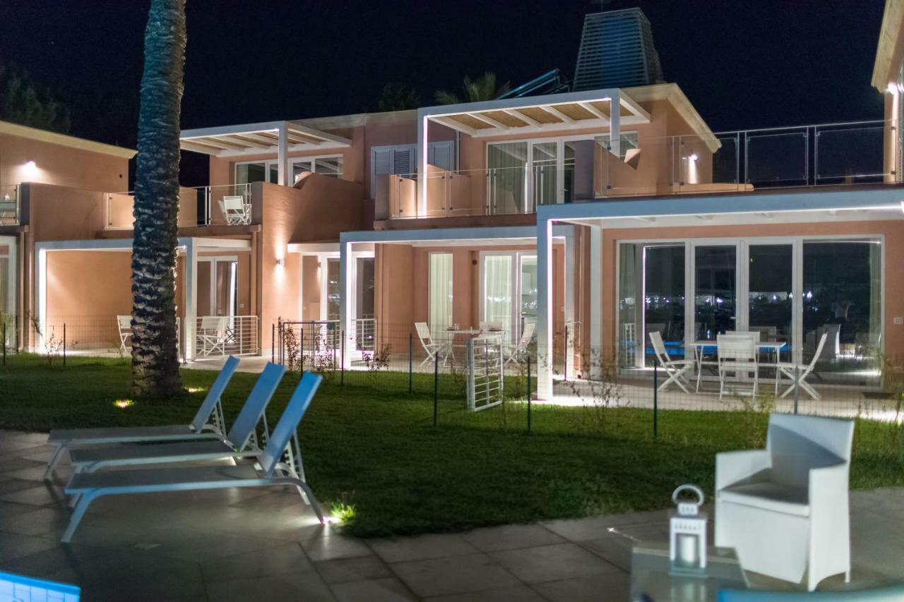 Residence Delfino, Portorosa 푸르나리 외부 사진