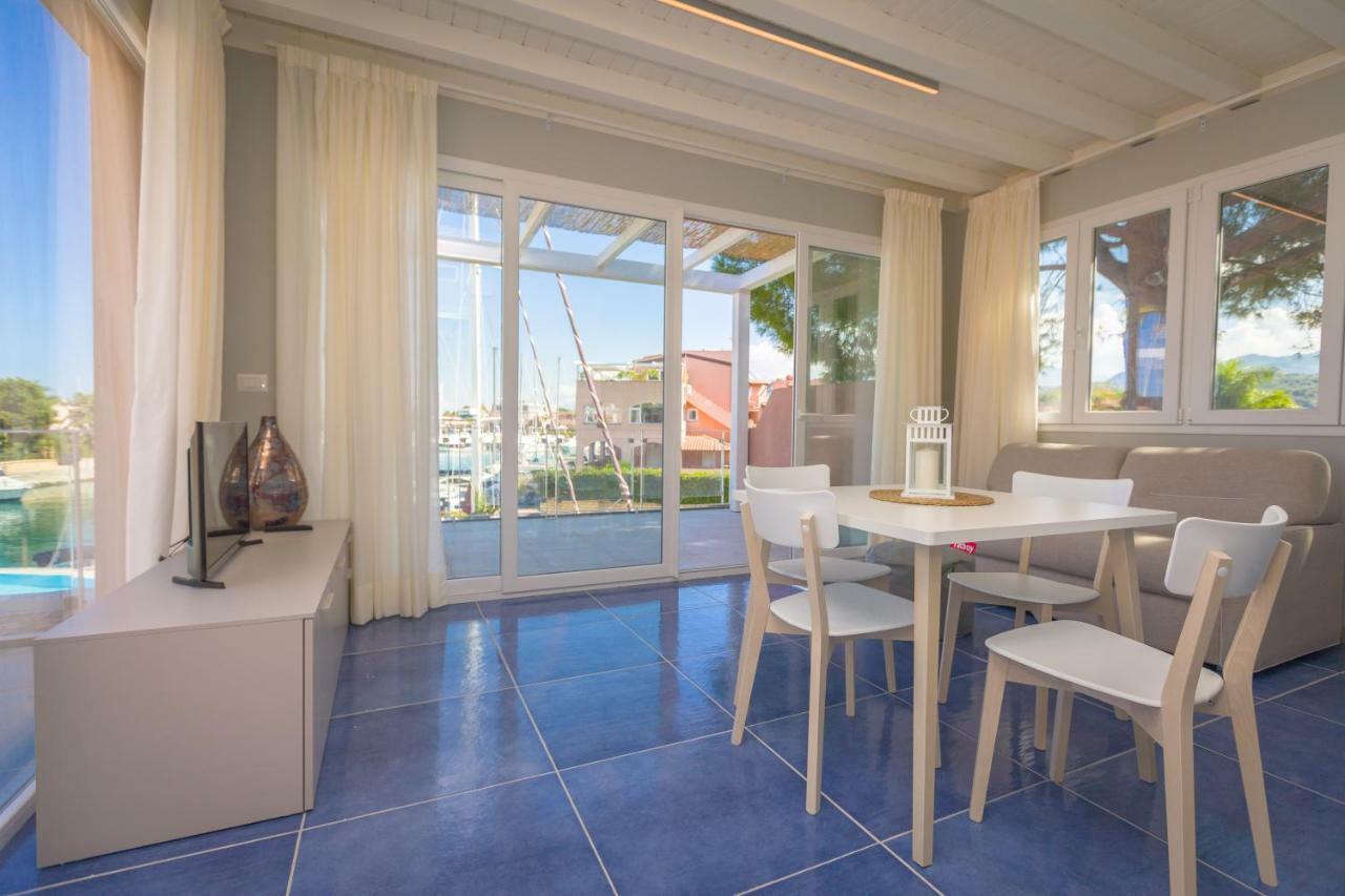 Residence Delfino, Portorosa 푸르나리 외부 사진