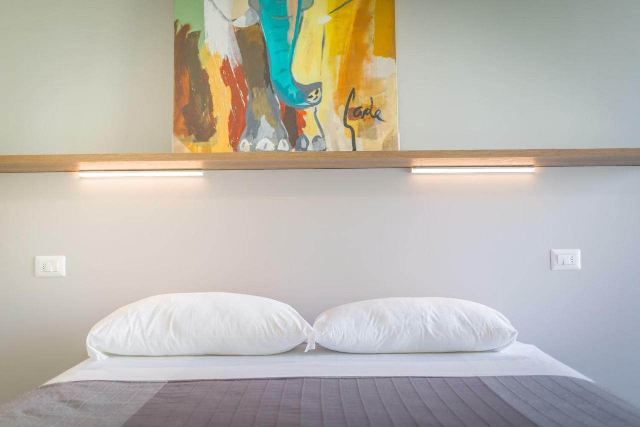 Residence Delfino, Portorosa 푸르나리 외부 사진